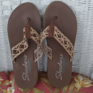 Cute Comfy Yoga Sketchers